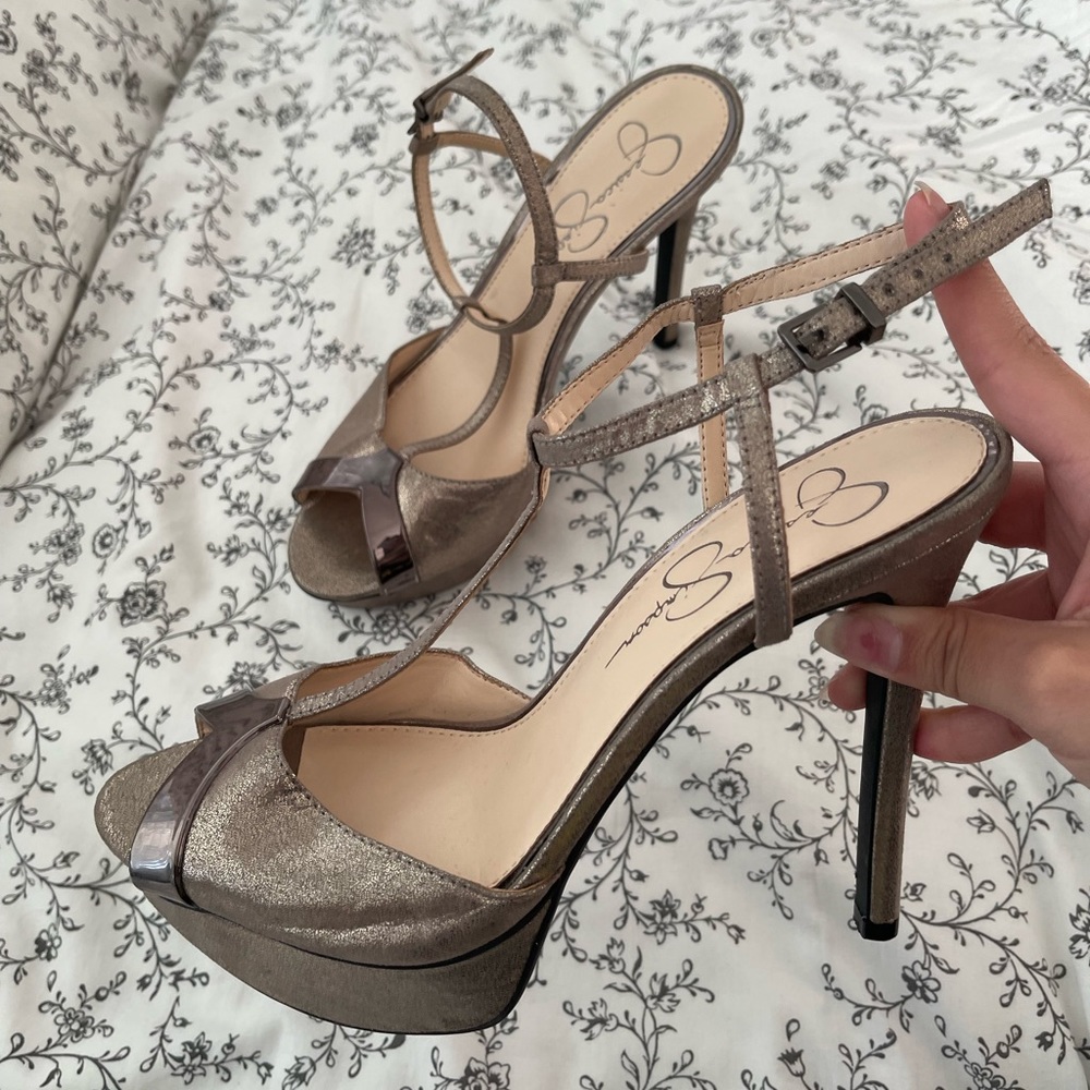 Jessica Simpson Platform ankle strap Stiletto Pewter Metallic Silver high heels